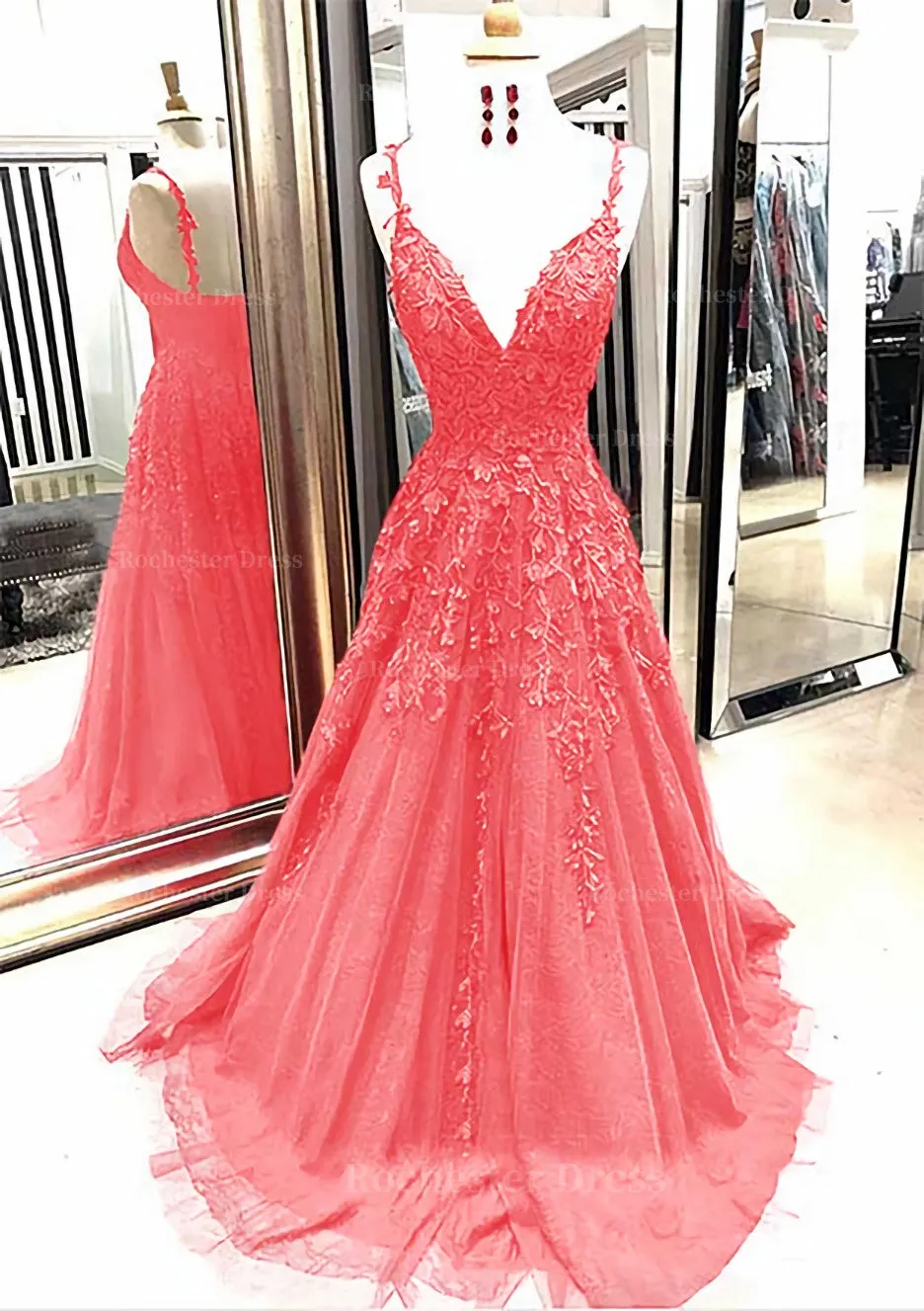 A-line/Princess V Neck Sleeveless Sweep Train Tulle Prom Dress With Appliqued