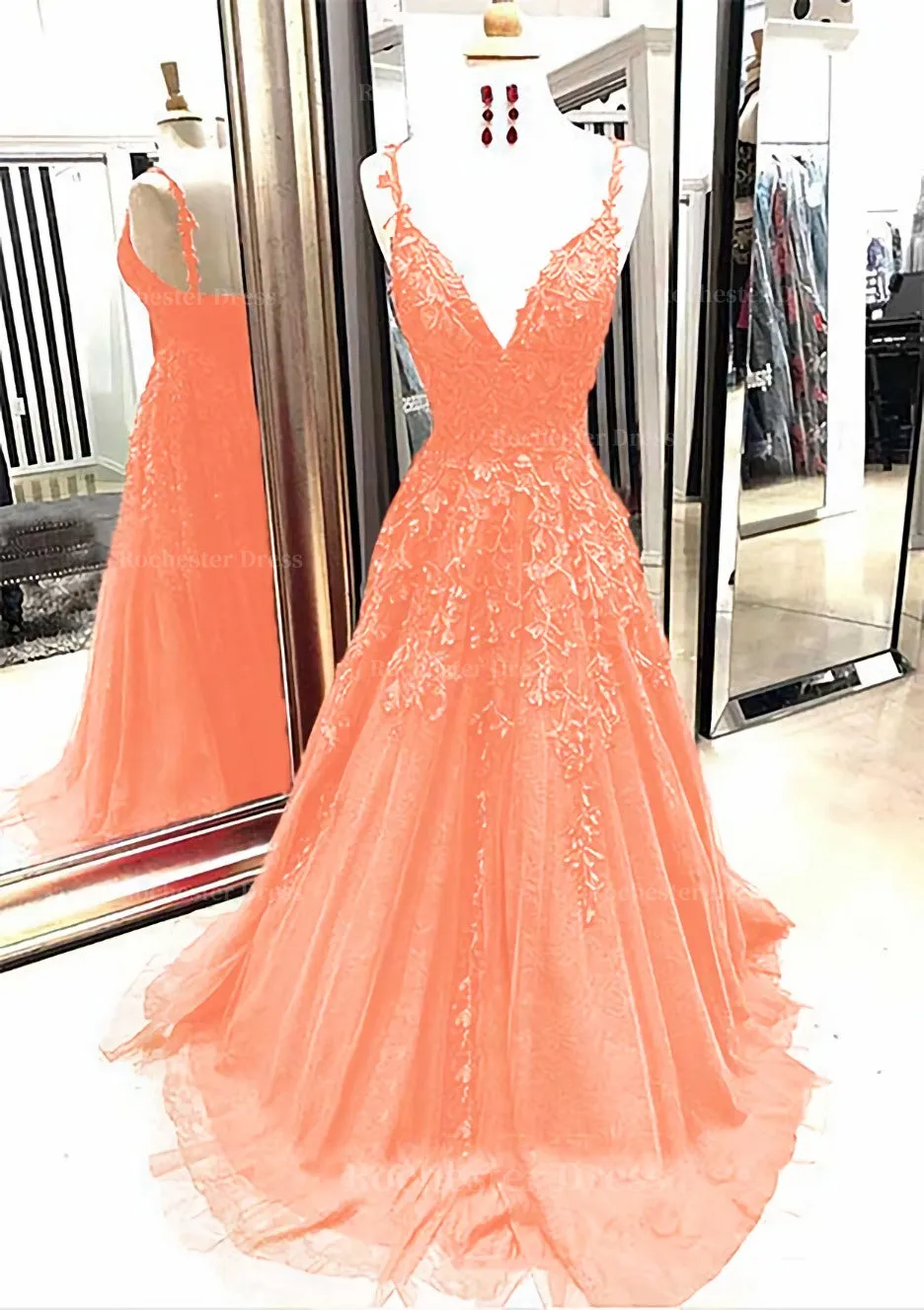 A-line/Princess V Neck Sleeveless Sweep Train Tulle Prom Dress With Appliqued