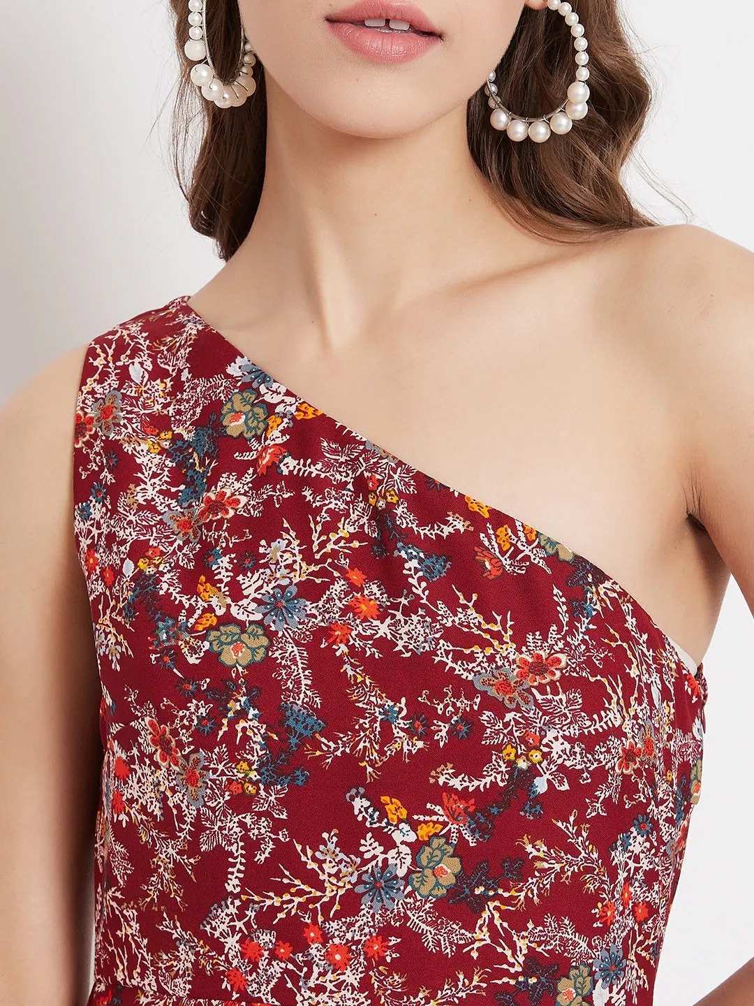 Berrylush Women Maroon Floral Printed One Shoulder Maxi Dress