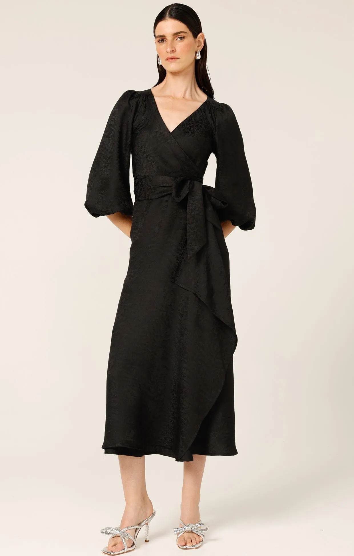 CHATEAU WRAP DRESS IN BLACK