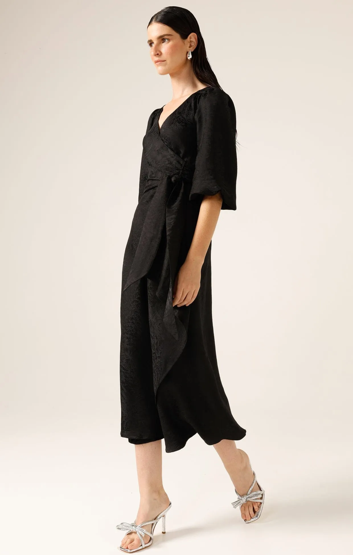 CHATEAU WRAP DRESS IN BLACK