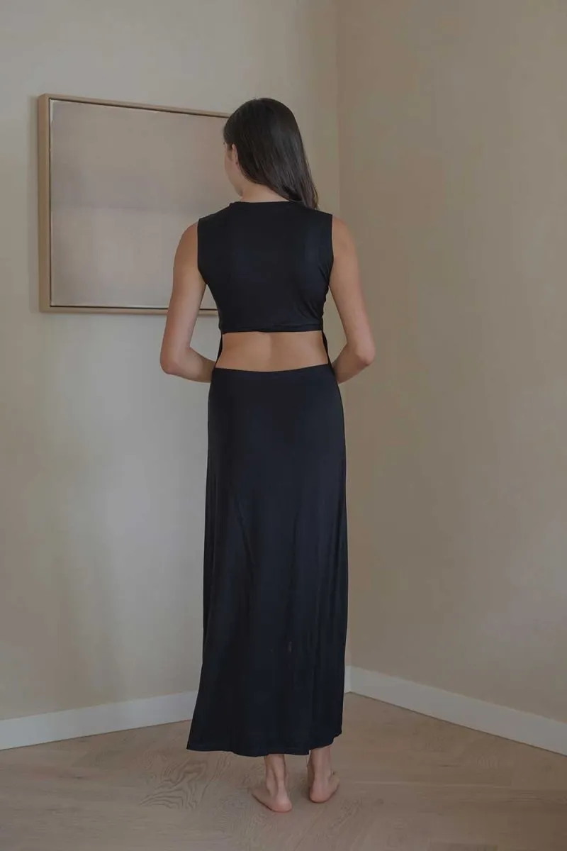 Cloud Maxi Dress with Cut-out in Black