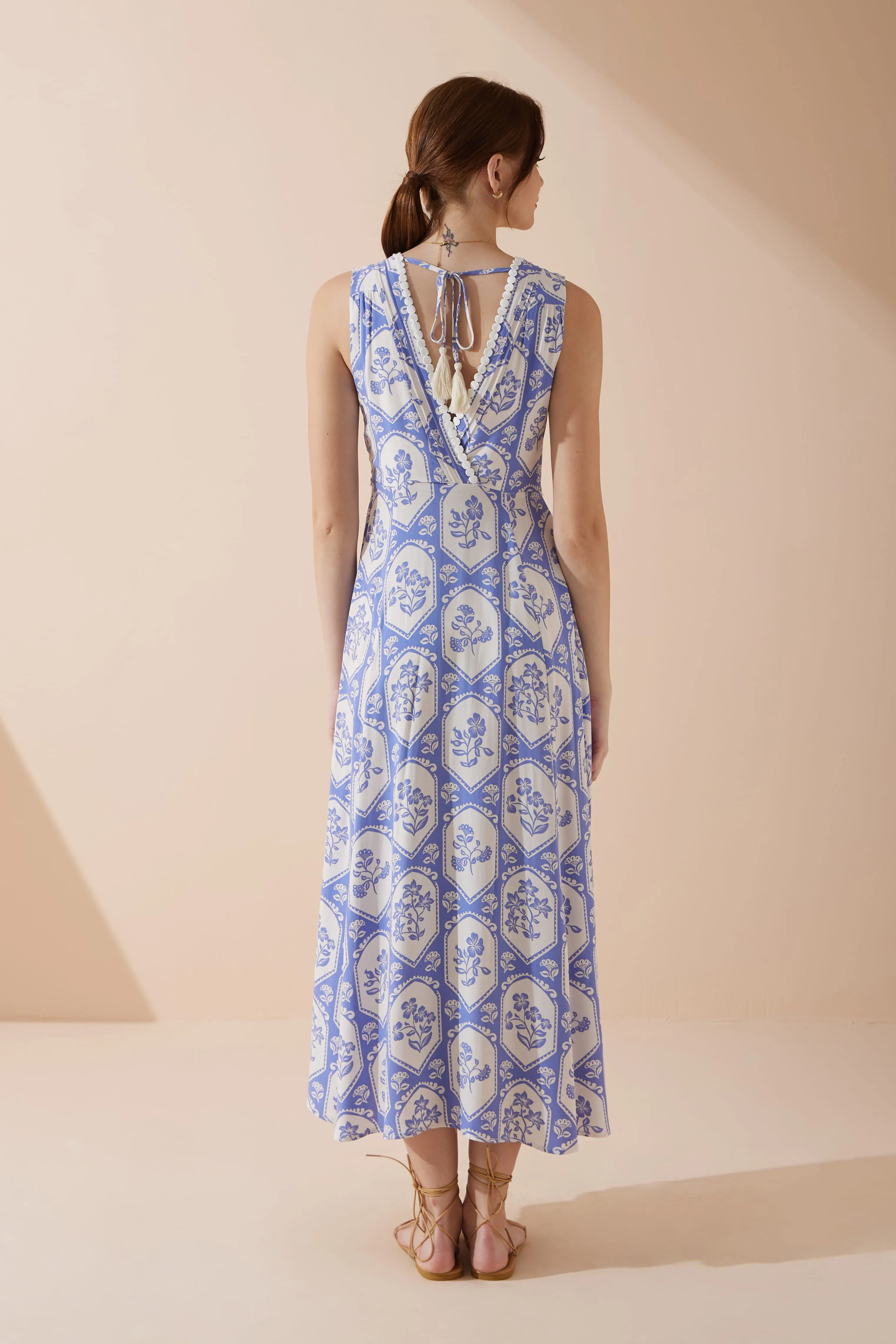 Delilah Blue Floral V-Neck Maxi Dress