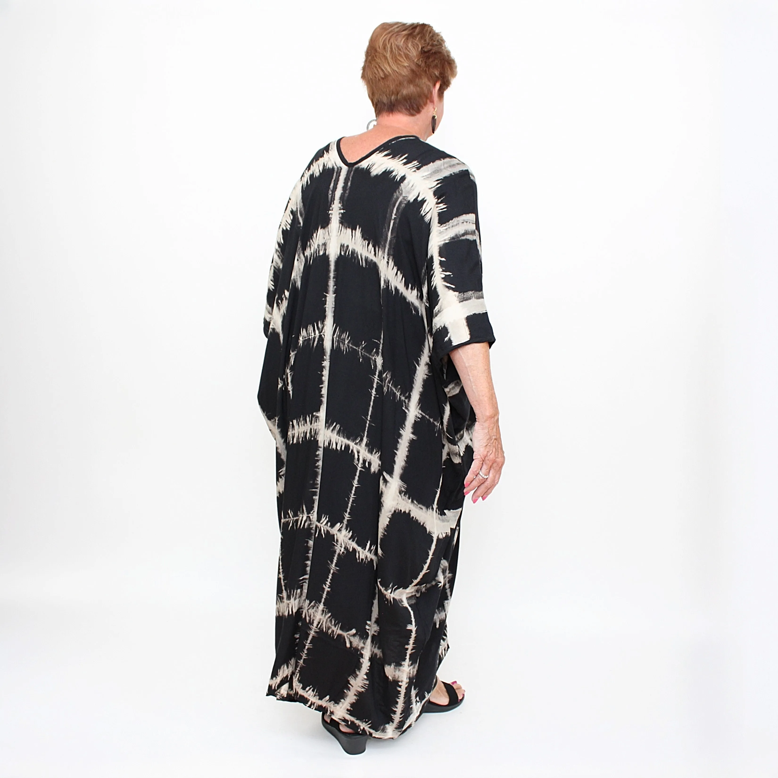 Duel Design Matrix Kaftan