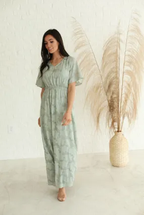 Elisabeth Maxi Dress in Sage (extended sizing)