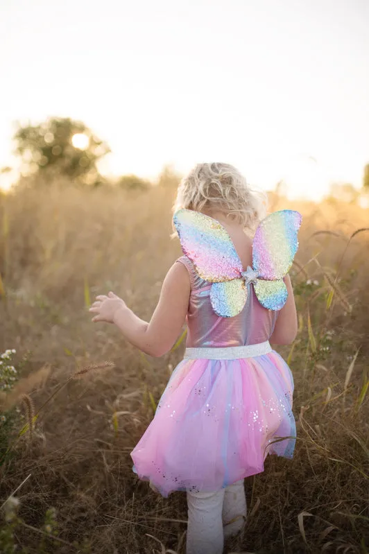 GREAT PRETENDERS - DRESS UP: RAINBOW SEQUINS SKIRT W/ WINGS & WAND - 4-6YRS