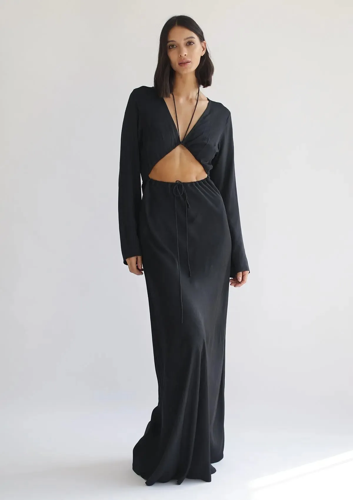 HERA MAXI DRESS - OYSTER BLACK