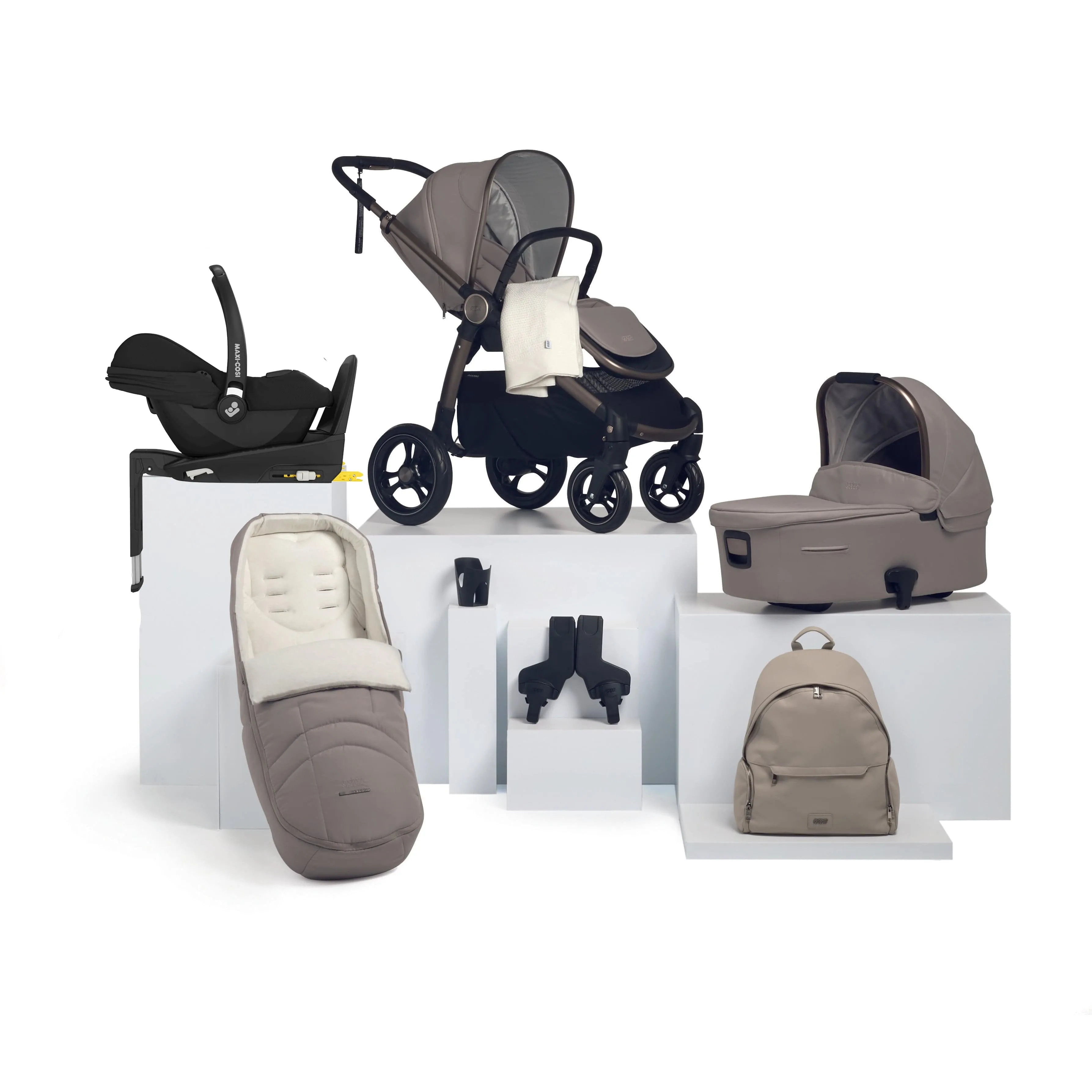 Mamas & Papas Ocarro Complete 9-Piece Maxi-Cosi Bundle in Studio