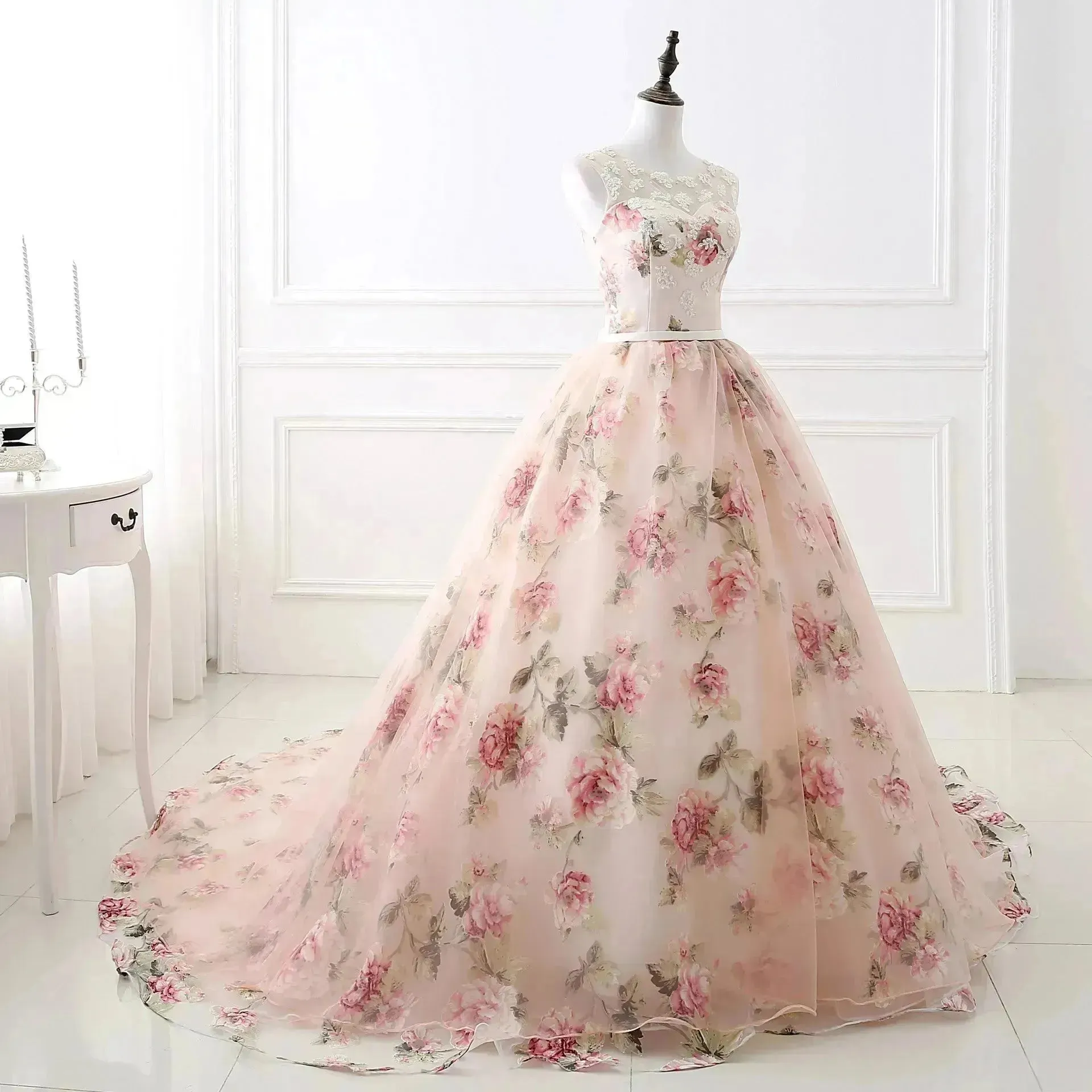 Middle East Style Princess Dress Wedding Birthday dress