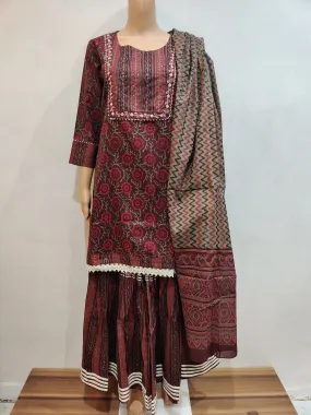 Osteospermum Kurta pant with dupatta