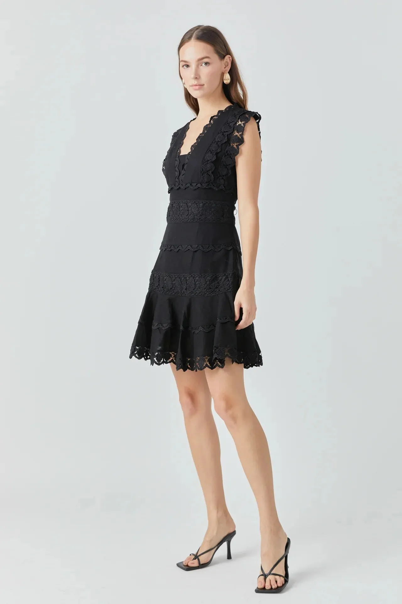 PLUNGING NECK LACE TRIM DRESS