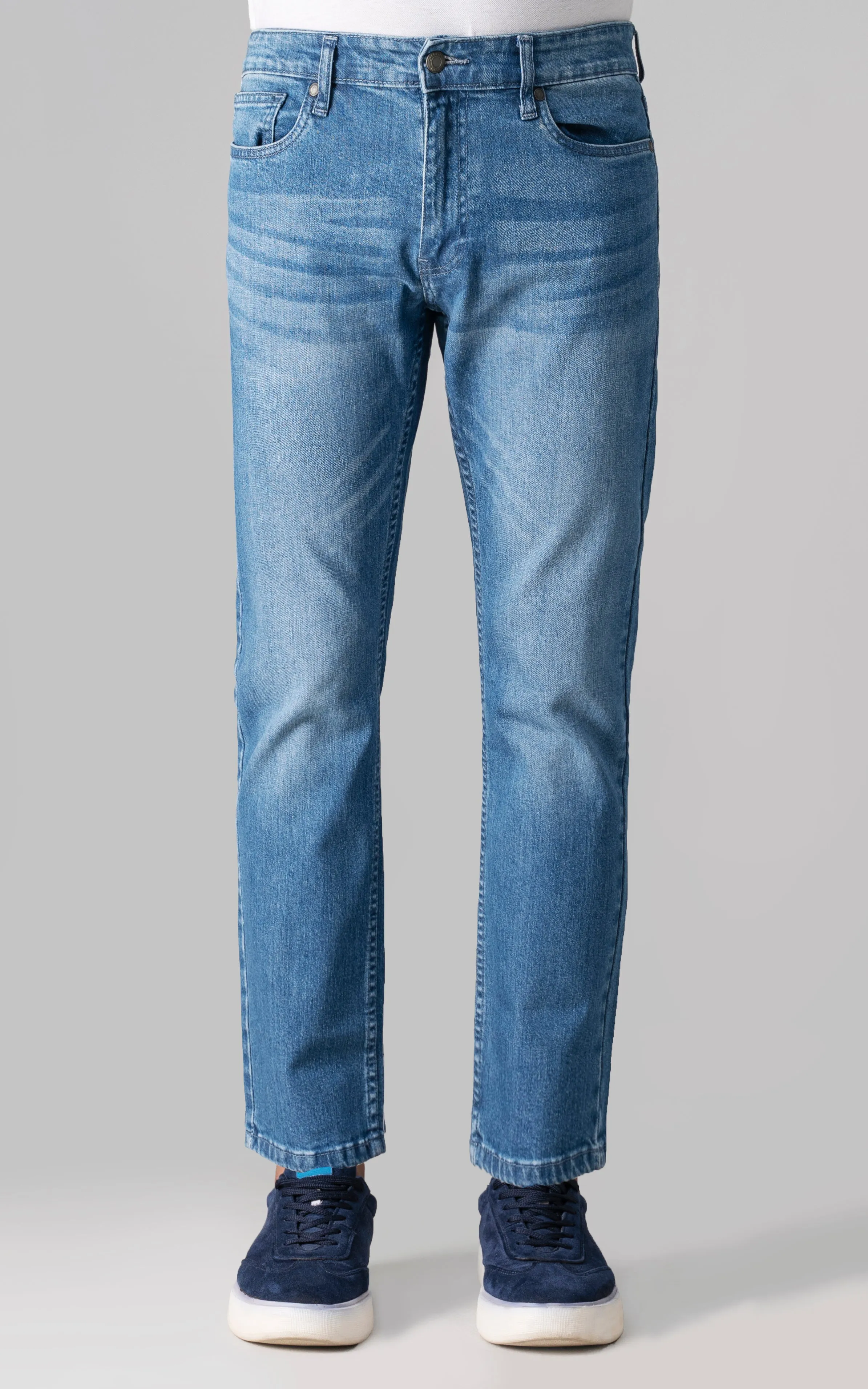 STRAIGHT FIT JEAN LIGHT BLUE