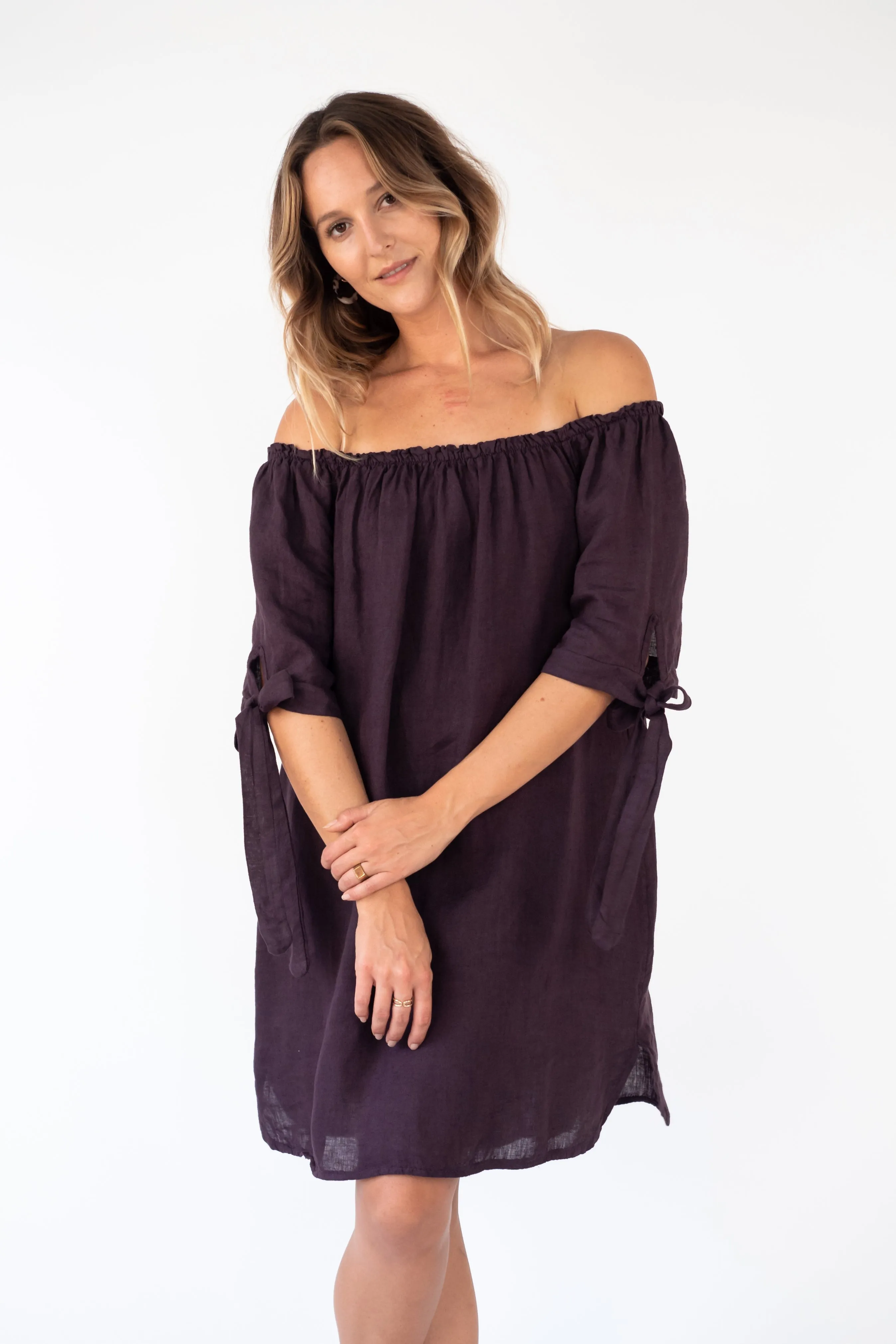 the MANAWA linen short dress